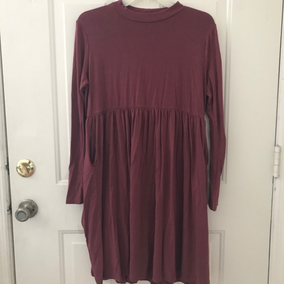 Large Annabelle Maroon Long-Sleeved Swing Dress with Pockets - Picture 2 of 9